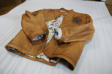 GUCCI グッチ ジャケット クリーニング 抗菌コート『空気の王様 AT254』